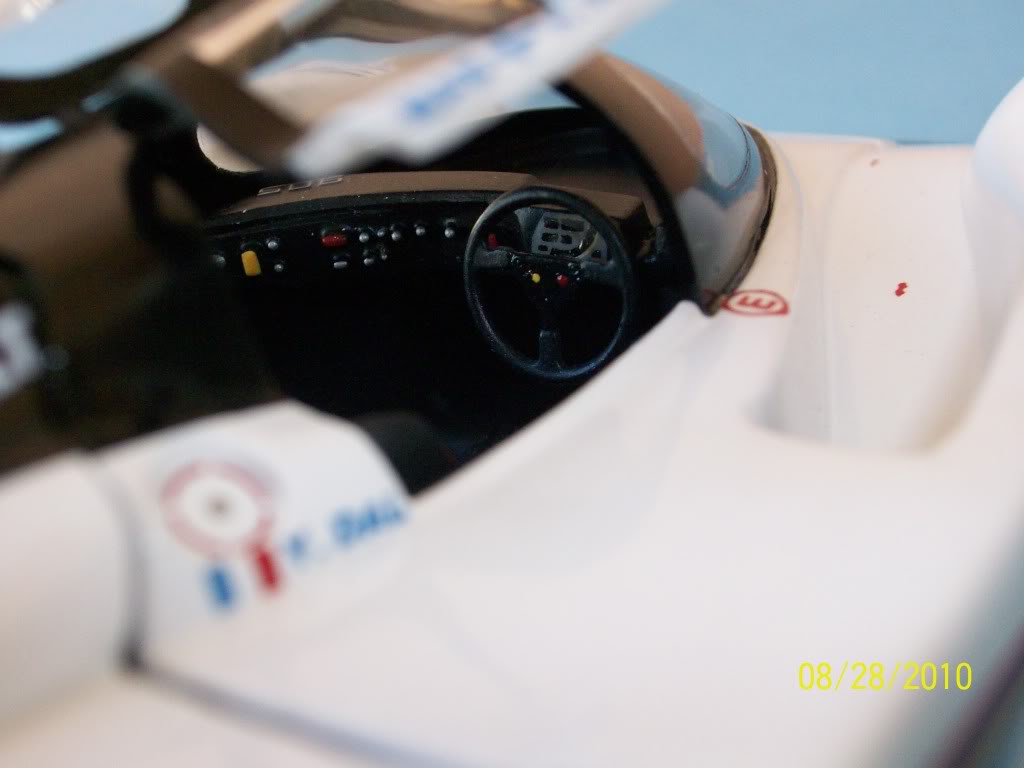 PEUGEOT 905 LM  Heller 1/24 100_2802