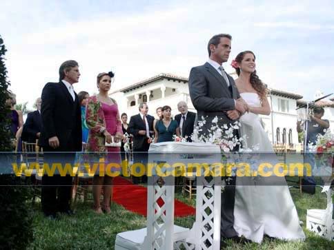 FOTOS DE VICTOR - LA BODA FRUSTADA DE ANTONIO BRANDO Matridetras0___484x363copia