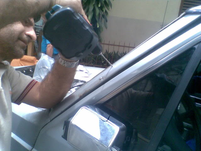 colocando el nuevo snorkel de plastico a la XJ Imagen060