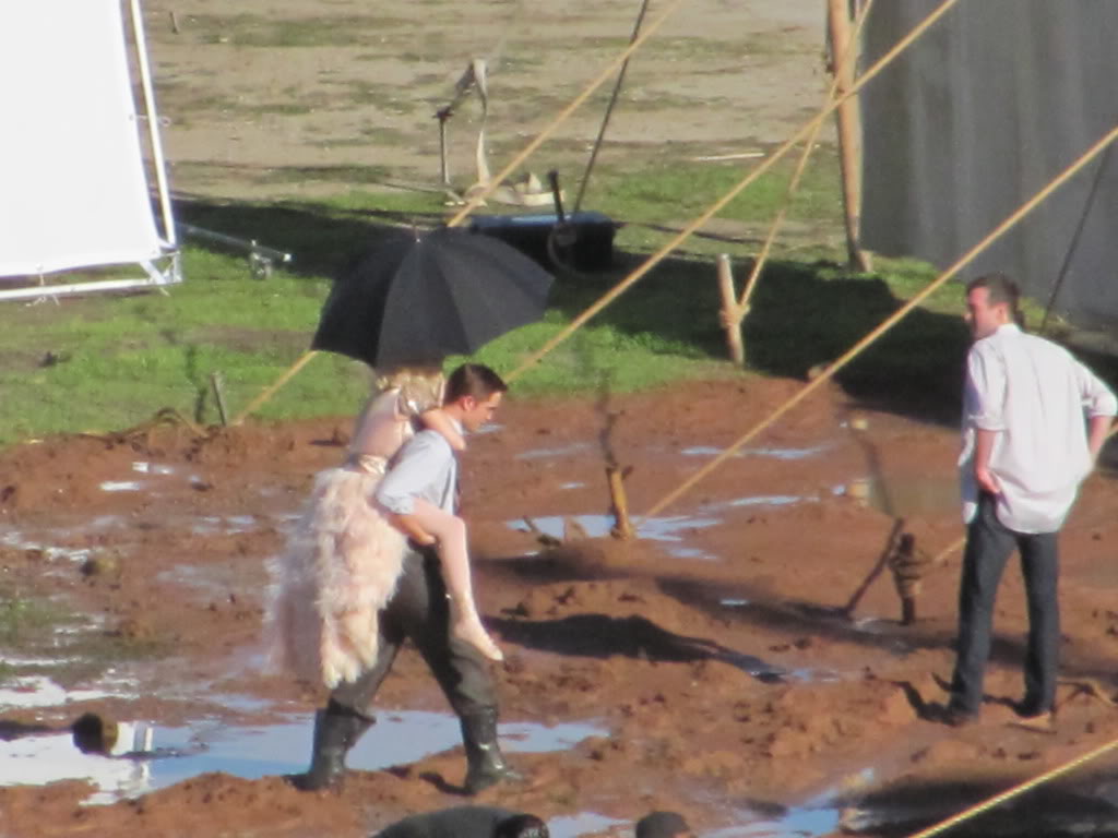 Imagenes/Videos en el Set de Water For Elephants - Página 12 Water_for_elephants_046