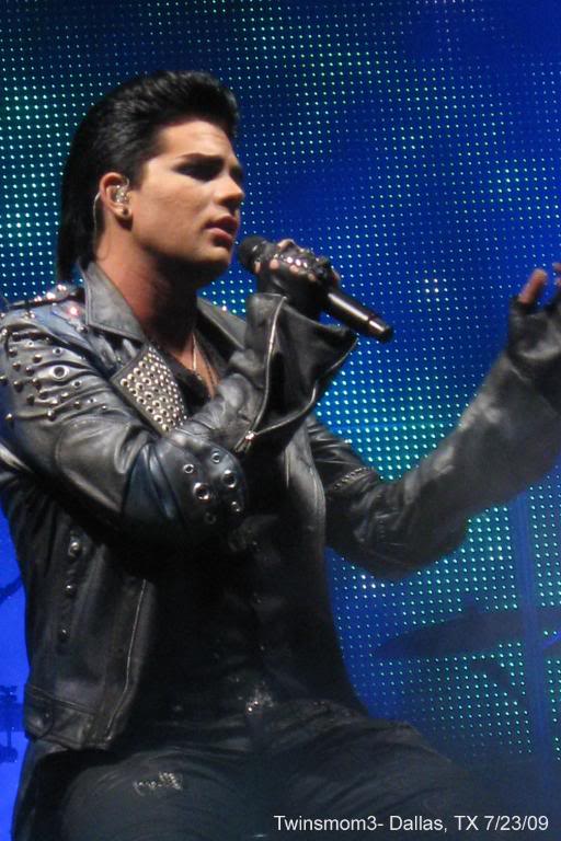 Adam @ Dallas (including Adam & Drake's pics) AdamLambert_IMG_0872sm