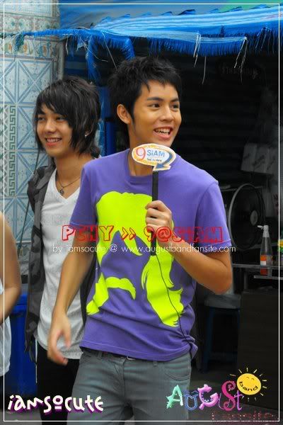 [PHOTO][Apr.27.2009] Pchy & 9@SIAM & S-Club: Another Section Pchy196