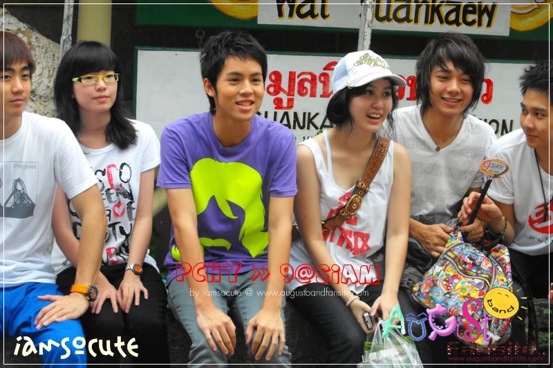 [PHOTO][Apr.27.2009] Pchy & 9@SIAM & S-Club: Another Section Pchy250