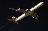 Spotting extrem - Pagina 9 Th_A340_Qatar_1200_DSC_8885