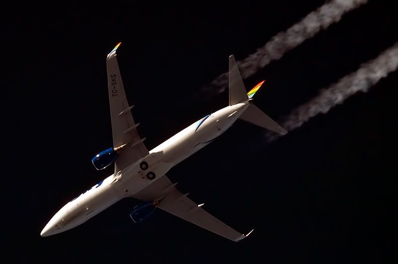 Spotting extrem - Pagina 16 B737_Sky_800_DSC_3092