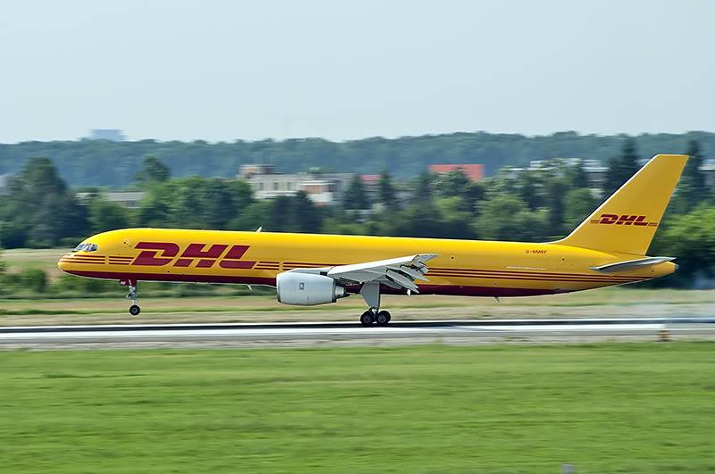 Otopeni Visit Spotting Tour - 3 Iunie 2011 B757_DHL_800_DSC_3866