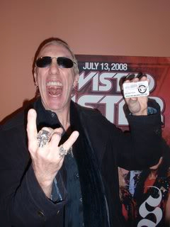 TWISTED SISTER Members Join ANVIL's  167714_190499147627631_100000026420343_742943_2992764_n