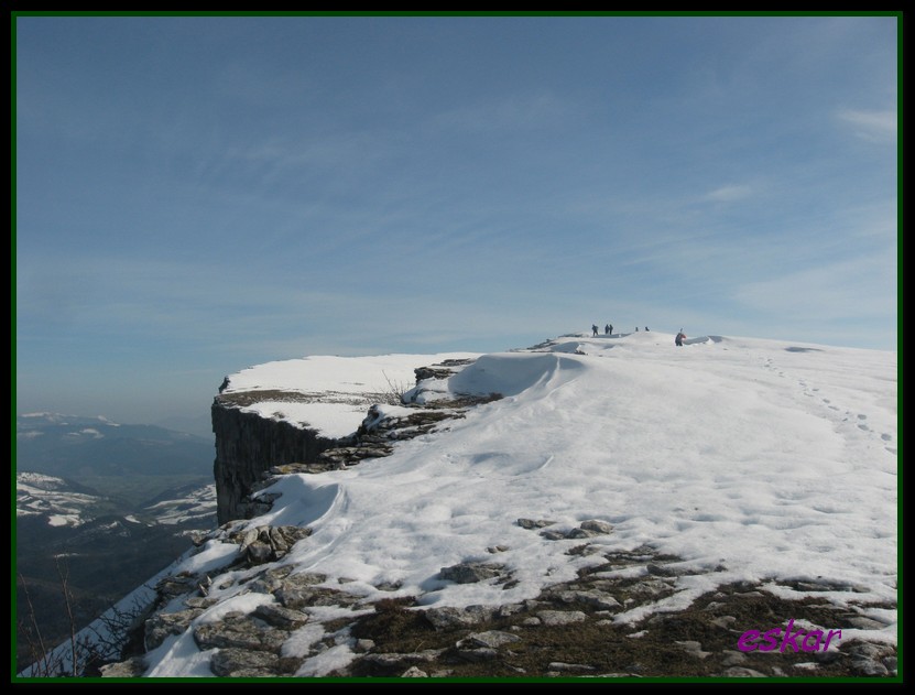 PICO ARO 1127 MTS DESDE AÑES P18