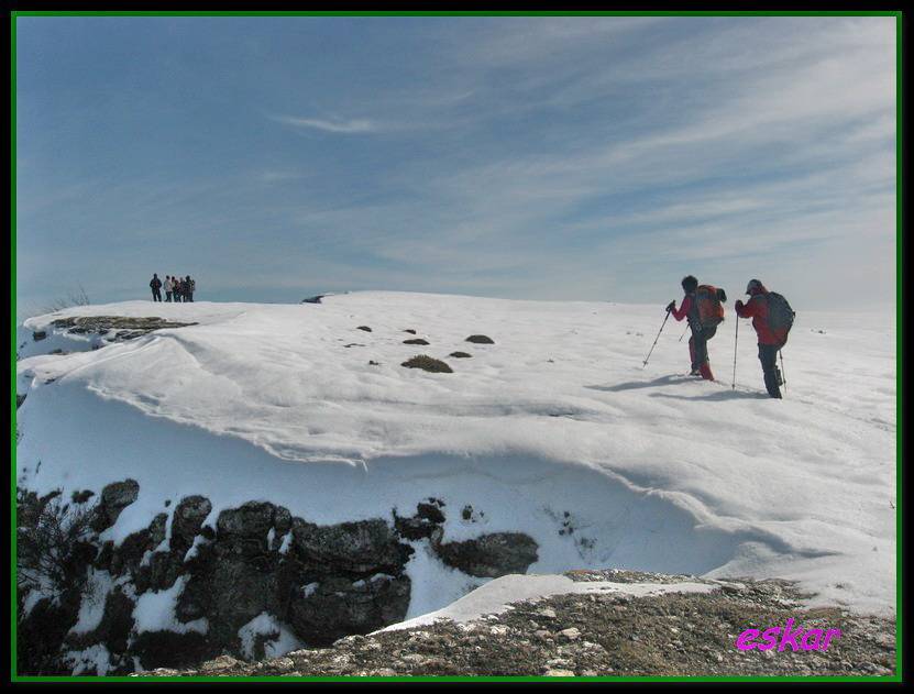 PICO ARO 1127 MTS DESDE AÑES P28