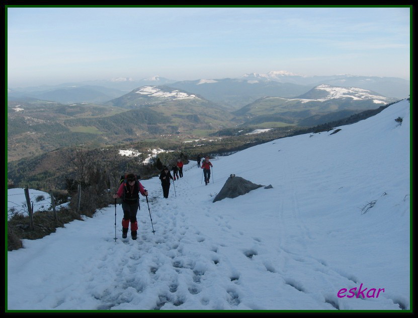 PICO ARO 1127 MTS DESDE AÑES P8