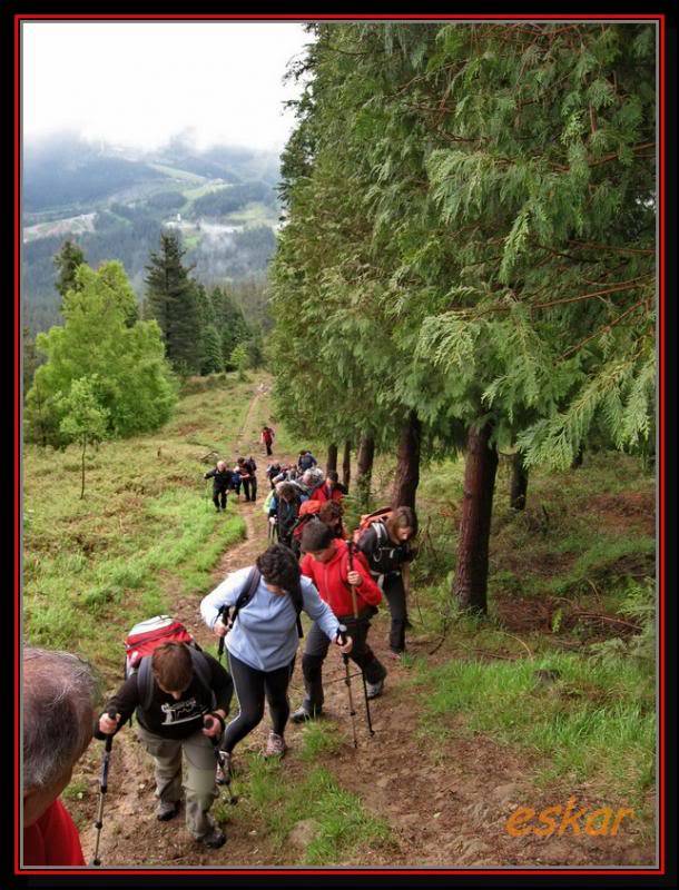 OIZ 1029 MTS - ZENGOTITAGANE 826 MTS (montes bocineros) Oiz6