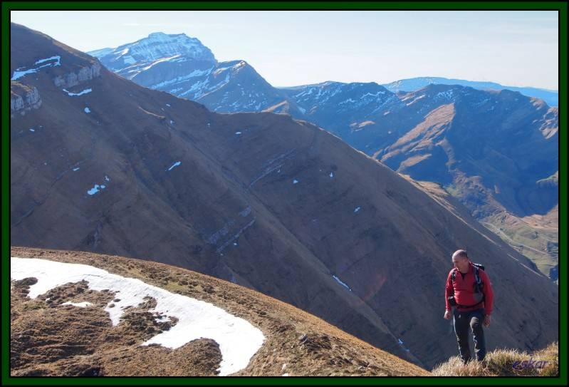 EL VEINTE 1511MTS Y PIZARRAS 1496 MTS (CORDAL DE VAGA) VP136