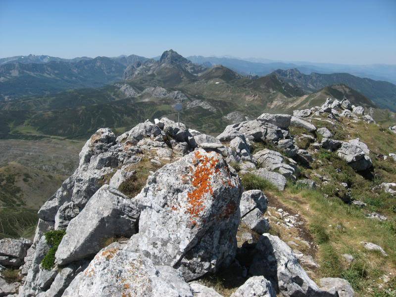 lago ubales , peña del viento 200 mts y la rapaina 2026 mts por la ruta de wamba Pentildeaviento149