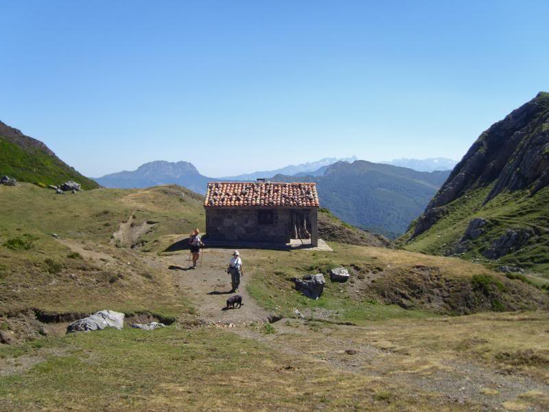 lago ubales , peña del viento 200 mts y la rapaina 2026 mts por la ruta de wamba Pentildeaviento72