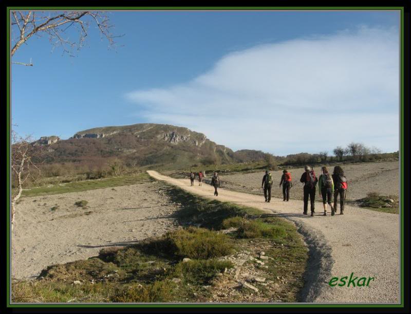 travesia VILLABASIL- LERDANO 1244 MTS - SIONES T3