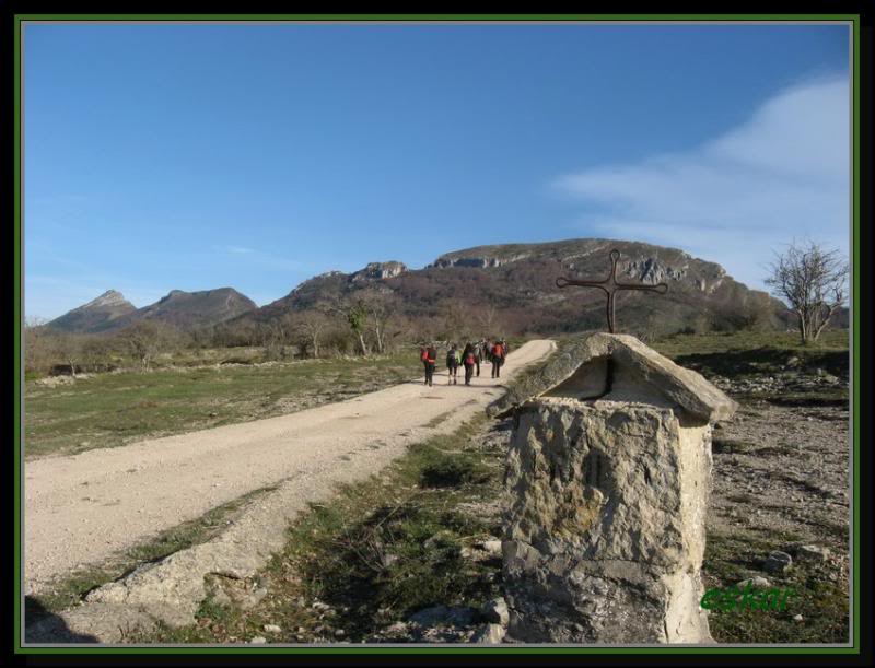 travesia VILLABASIL- LERDANO 1244 MTS - SIONES T5