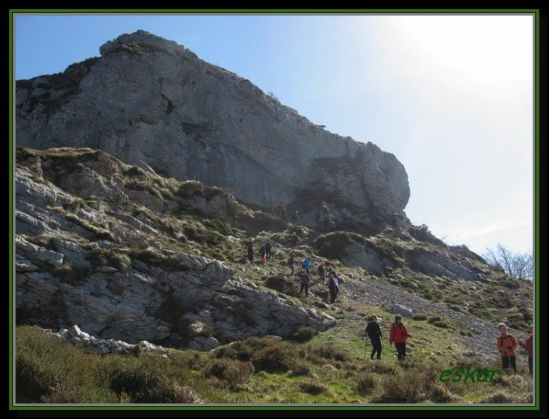 travesia VILLABASIL- LERDANO 1244 MTS - SIONES T80