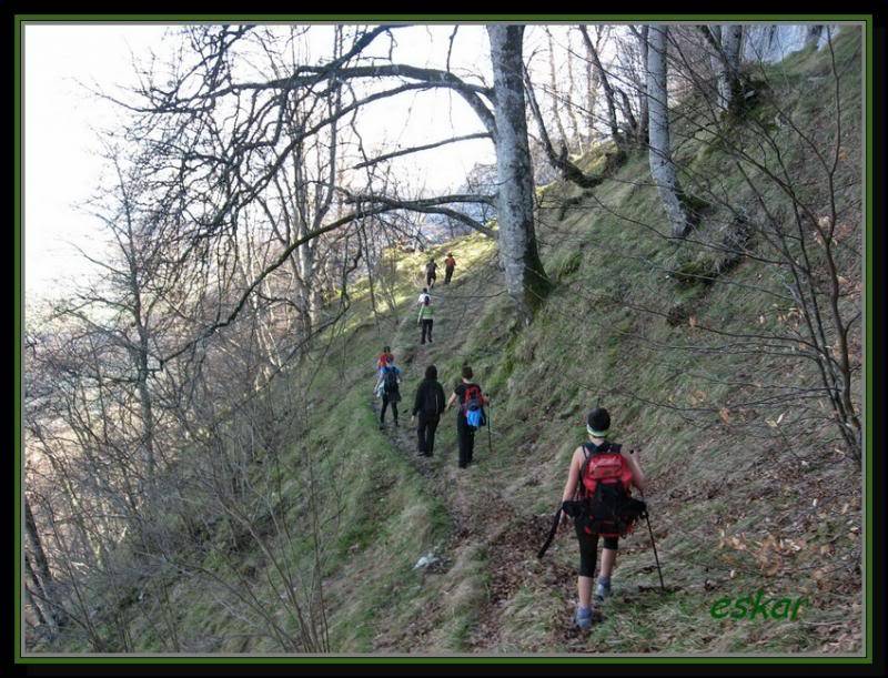 travesia VILLABASIL- LERDANO 1244 MTS - SIONES T92