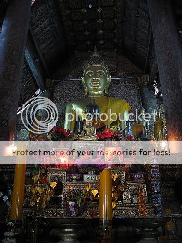 du lịch lào nào>>> Luang-prabang-laos-Buddha-wat-xi-1