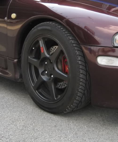 J'ai enfin recu mon PLASTI-DIP!!!!!! - Page 3 Wheelcloseup