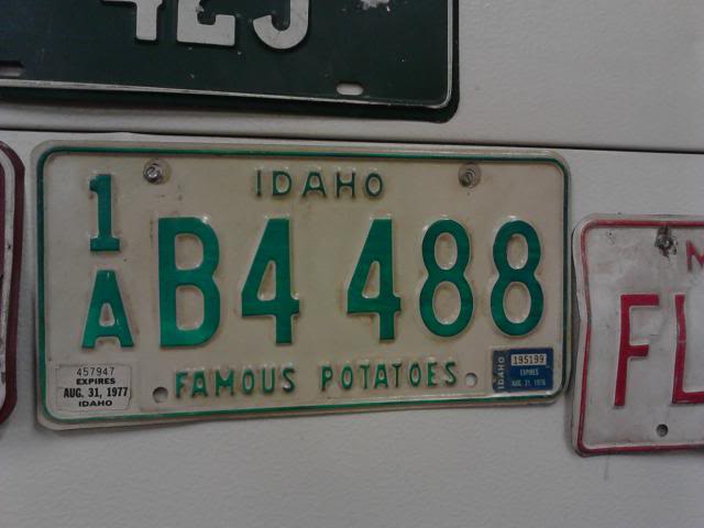 license  Plate collectors  ??? P82A0740