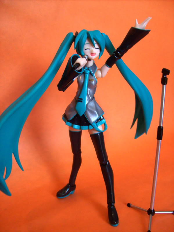 [Review] Figma 114 Miku Hatsune Support ver. (Max Factory) Stargazer