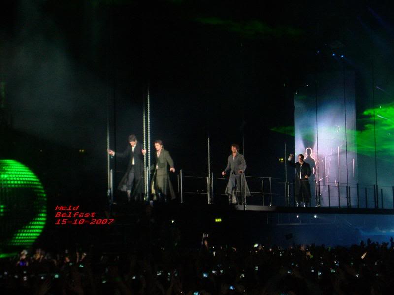 My " Beautiful World Tour " Ruletheworld15102007