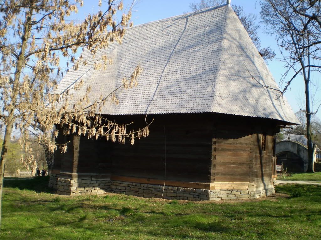 MUZEUL SATULUI DIN BUCURESTI P3260044