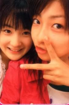 [รวมรูปคู่] Yurina♥Momoko 019