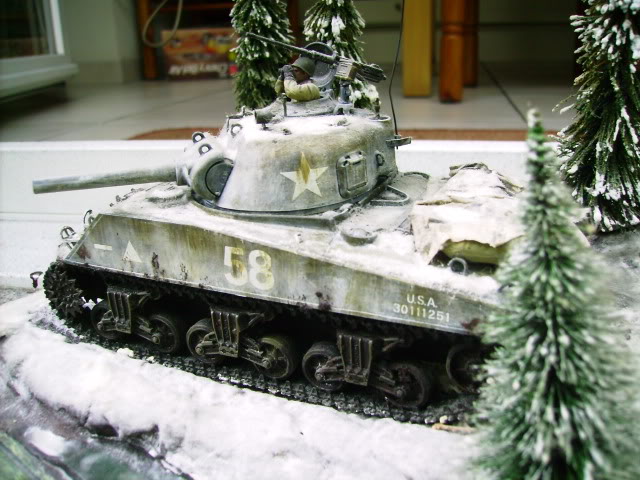 sherman : bastogne 44 Sherm3