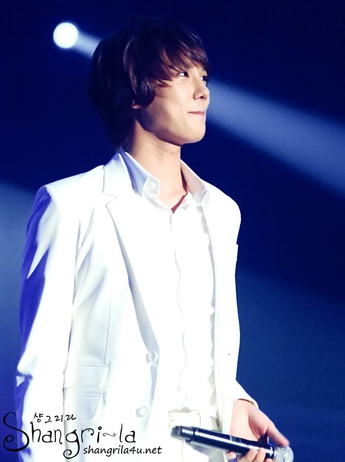 [JungMin] Wonder+Full Korea Concert (3ª parte) 53168451200910032239433049976810-11