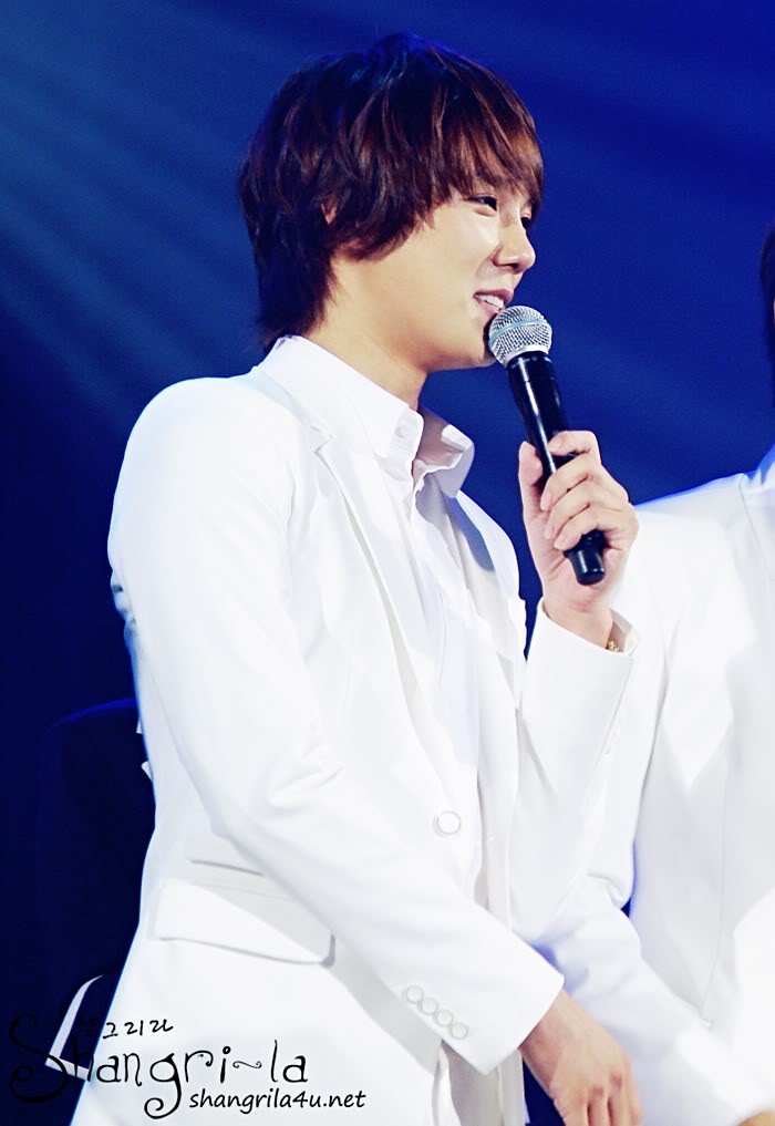 [JungMin] Wonder+Full Korea Concert (3ª parte) 53168451200910032239433049976810-5