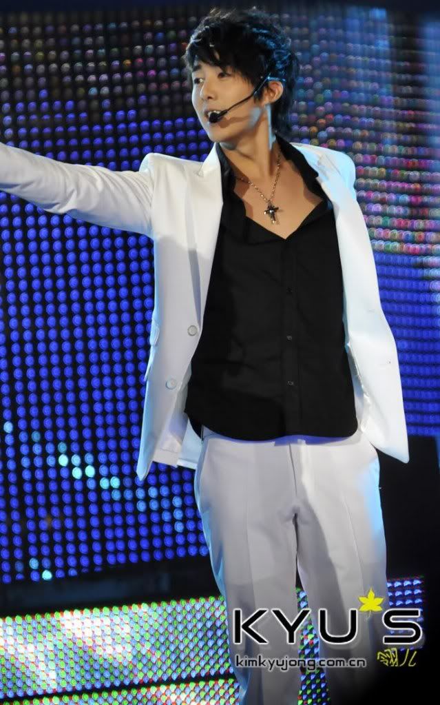 [HJB] Korea China Song Festival 6.10.09 (buena calidad ;D) 53270910200910101407281592937883-33