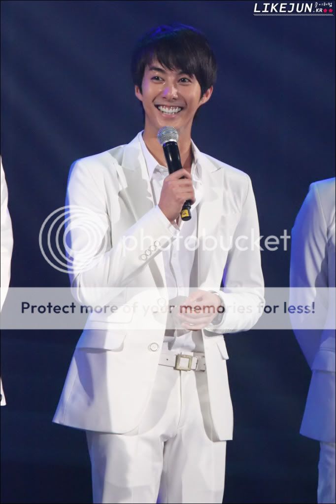 [HyungJoon] Wonder+Full Korea Concert (4ªparte) 090927_105