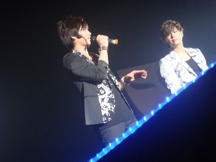 [SS501] Persona Concert en Taiwan (3ª parte) Dsc00255w