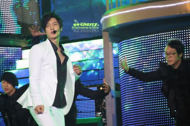 [fantaken] QingDao Performance (Leader focus) 2009.10.06 38002defaae9c6f9b21cb11b