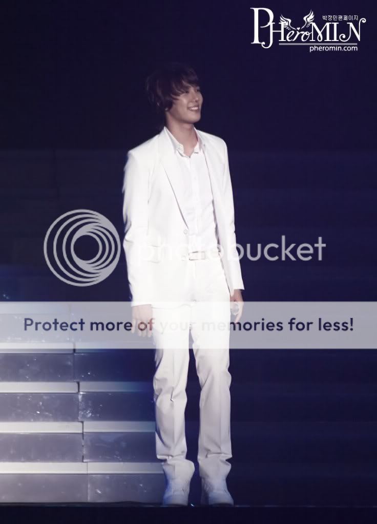 [JungMin] Wonder+Full Korea Concert (1ª parte) 52966197200909281310331576115565-8