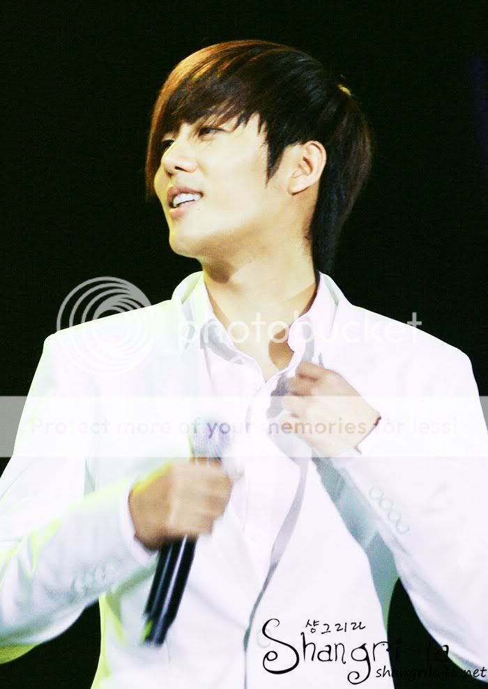 [KyuJong] Wonder+Full Korea Concert (3ªparte) 53168451200910032239433049976810-2