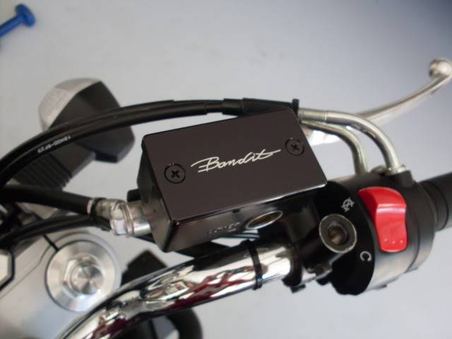 Master Cylinder Covers Bandit015