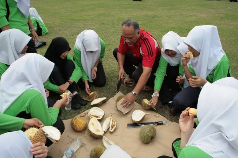 SEMENTA DURIAN FEST 2010 PD060