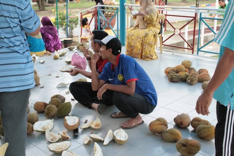 SEMENTA DURIAN FEST 2010 PD093