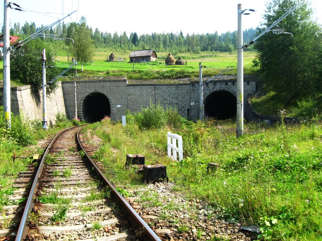 Tunelurile din Romania - Pagina 2 F010042