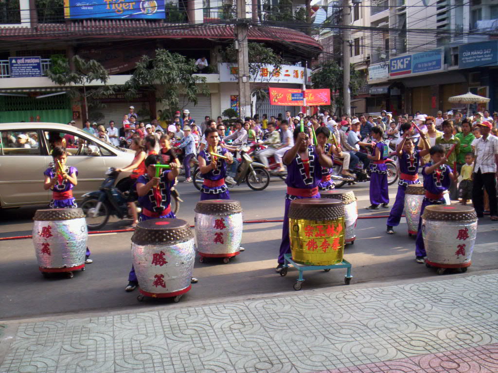 Thắng Nghĩa Trống hội A070