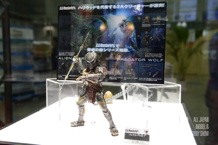 [Bandai] S.H. MonsterArts - Alien Vs Predator: Requiem - Wolf Predator KT141