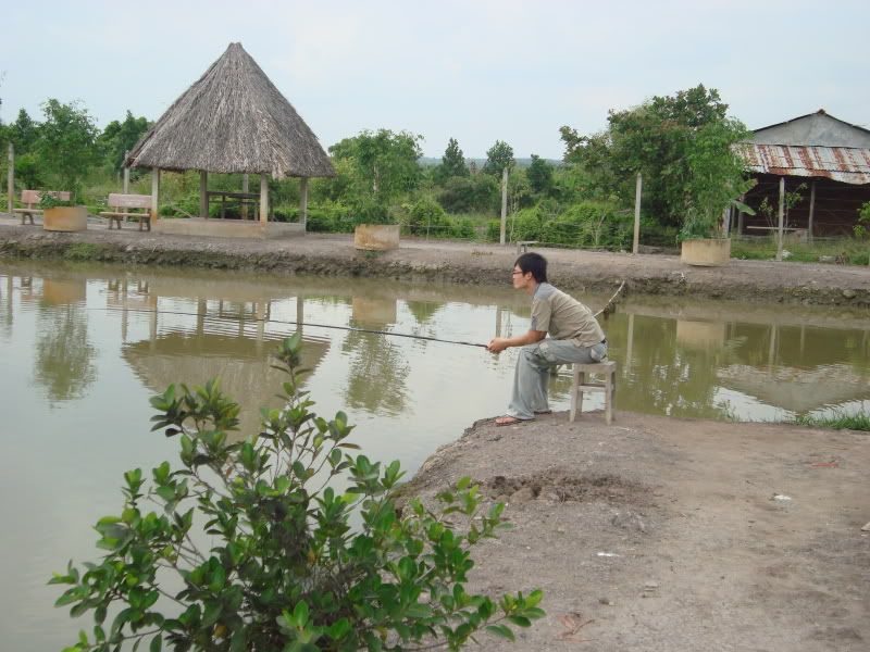 Hình ảnh đi Đất thép Củ Chi - Đền Bến Đình - KDL Câu cá giải trí Các Lơ (26/11/2009) DSC02534