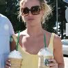 Britney Spears She-loves-her-frapps_388x501