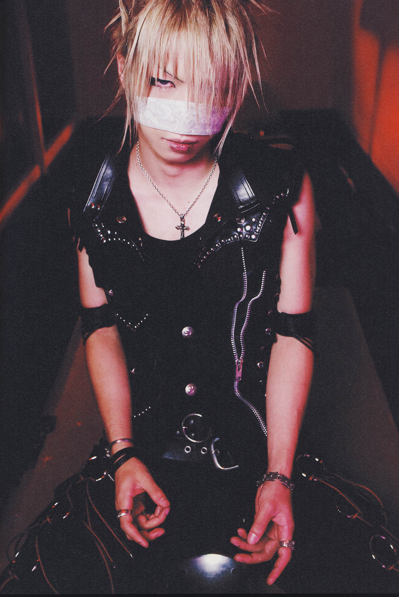 Pics with Reita - Page 2 7