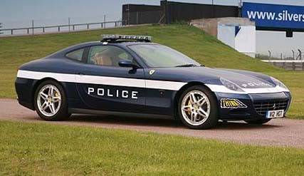 police cars 5C8AF82603D4ACEF66628CFB568