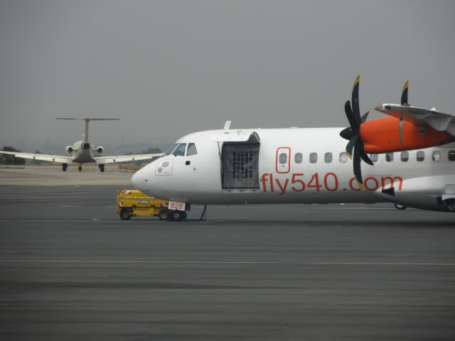 Trip Report LAD-TMS-RAI TAAG B737NG  IMG_1905