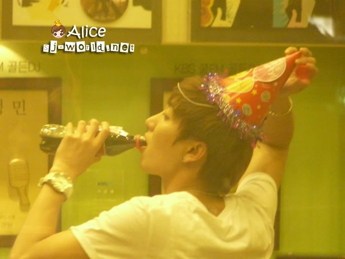 [090701/FAN] Sukira (teuk bday) Leeteuk & Kyuhyun P1090576copy